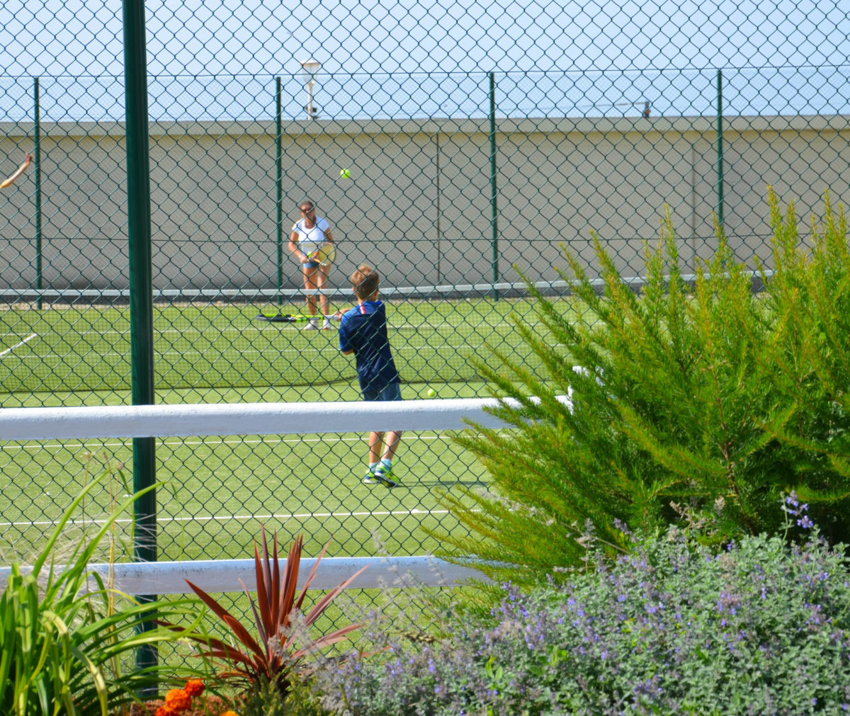 tennis-strand-Trouville-sur-Mer